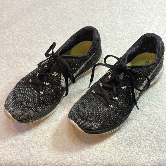 Nike Flyknit Lunar 3 - Picture 1 of 9